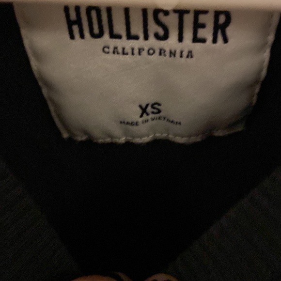 Hollister Extra small sweater - Picture 2 of 3